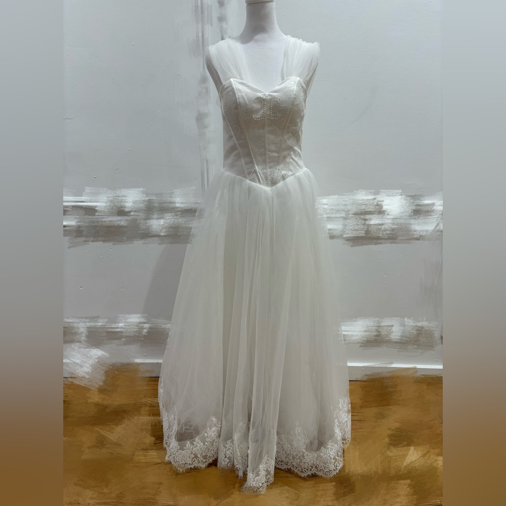 New Wedding Dress Sample Sale Adjustable Size XS-M
